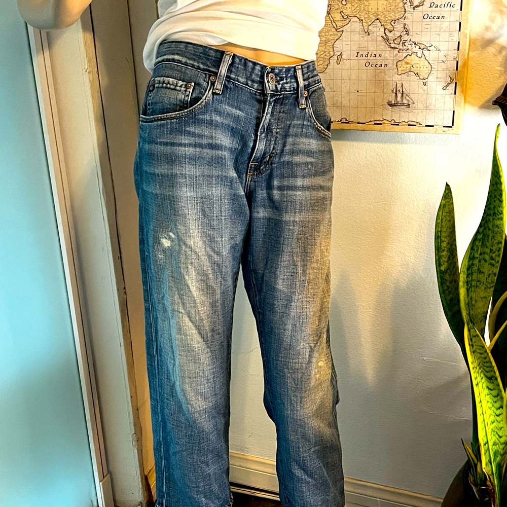 Adriano Goldschmied ex boyfriend crop jean. Size 29r. pre owned.